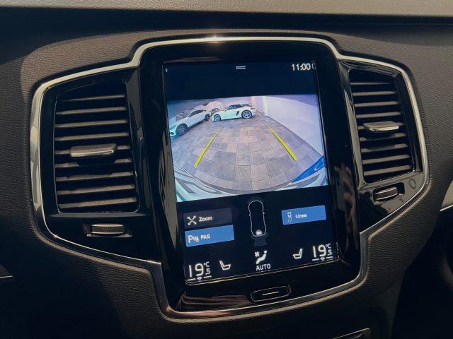 VOLVO XC90 B5 (d) AWD Geartronic 7 posti Momentum Pro