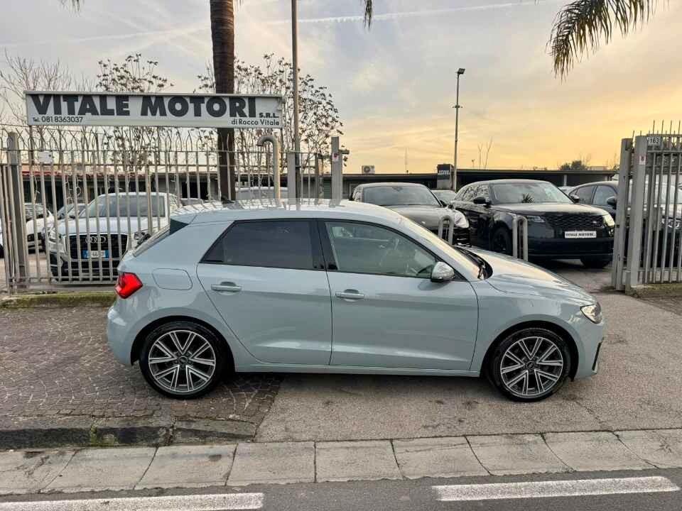 AUDI A1 SPORTBACK 30 TFSI Identity Black 110 CV