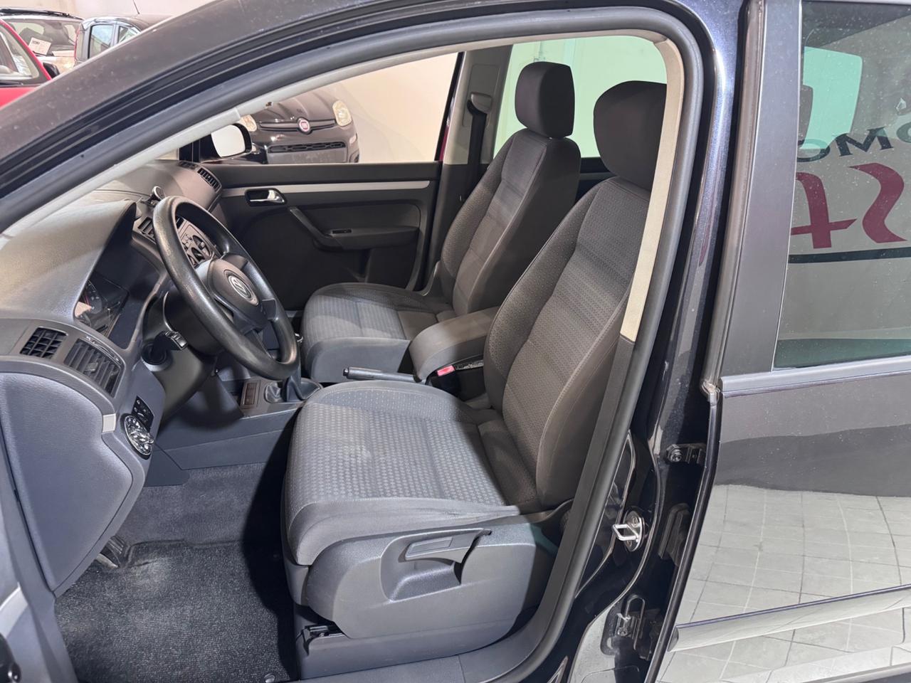 Volkswagen Touran 1.6 16V FSI Highline