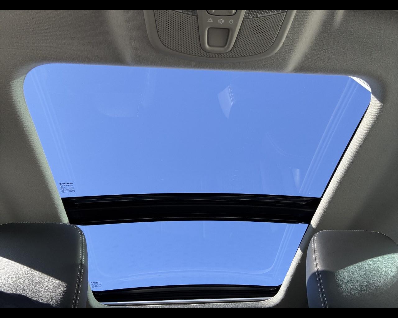 SUZUKI Vitara (2015) - Vitara 1.4 Hybrid A/T 4WD AllGrip Starview