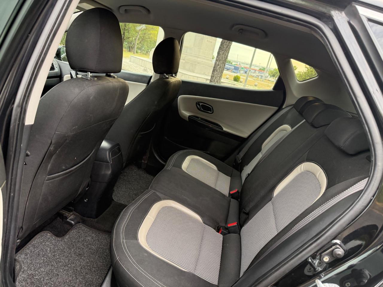 Kia Ceed cee'd 1.6 CRDi 110 CV 5 porte Cool