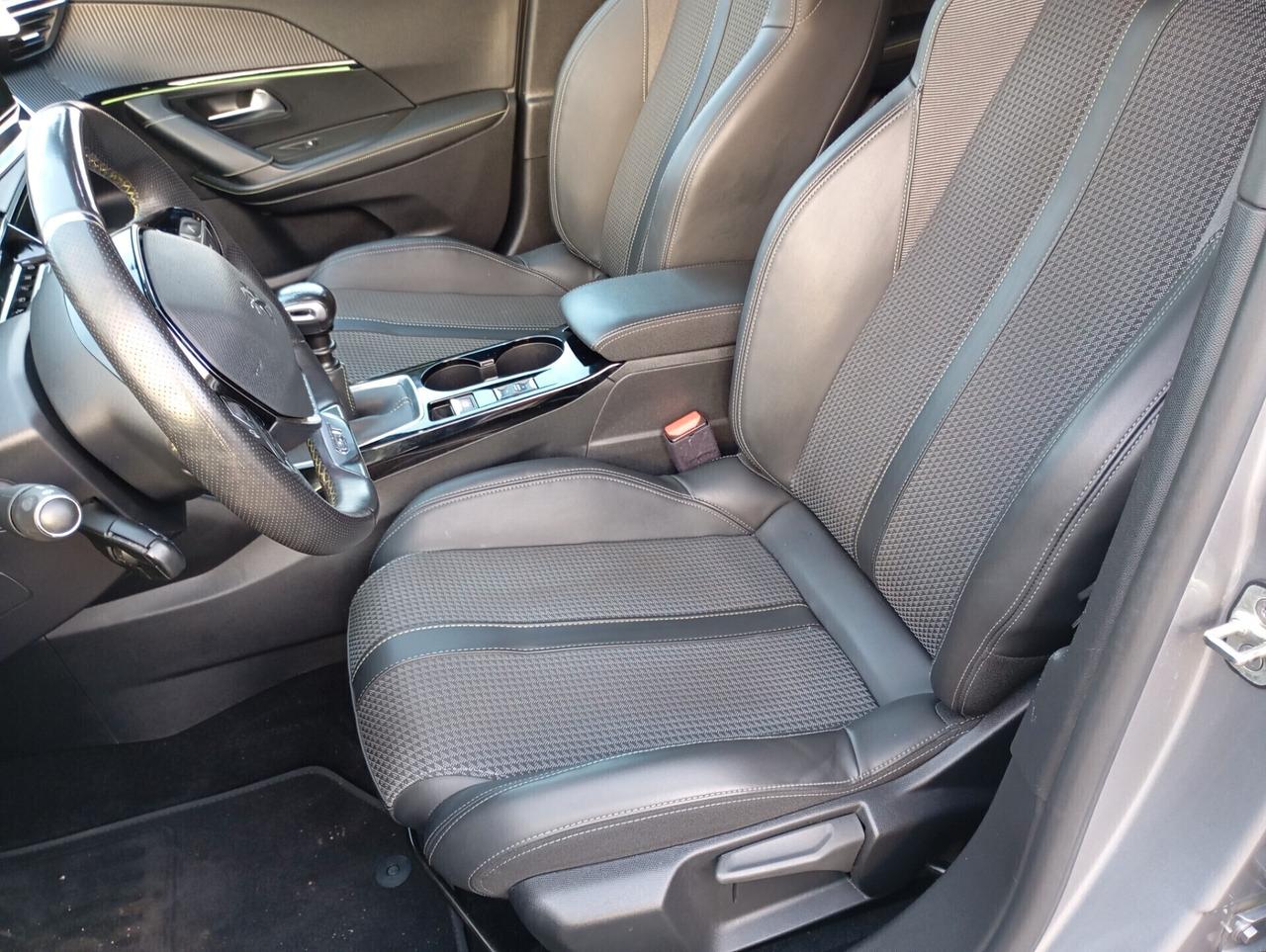 Peugeot 2008 1.5 BlueHDi 110CV GT