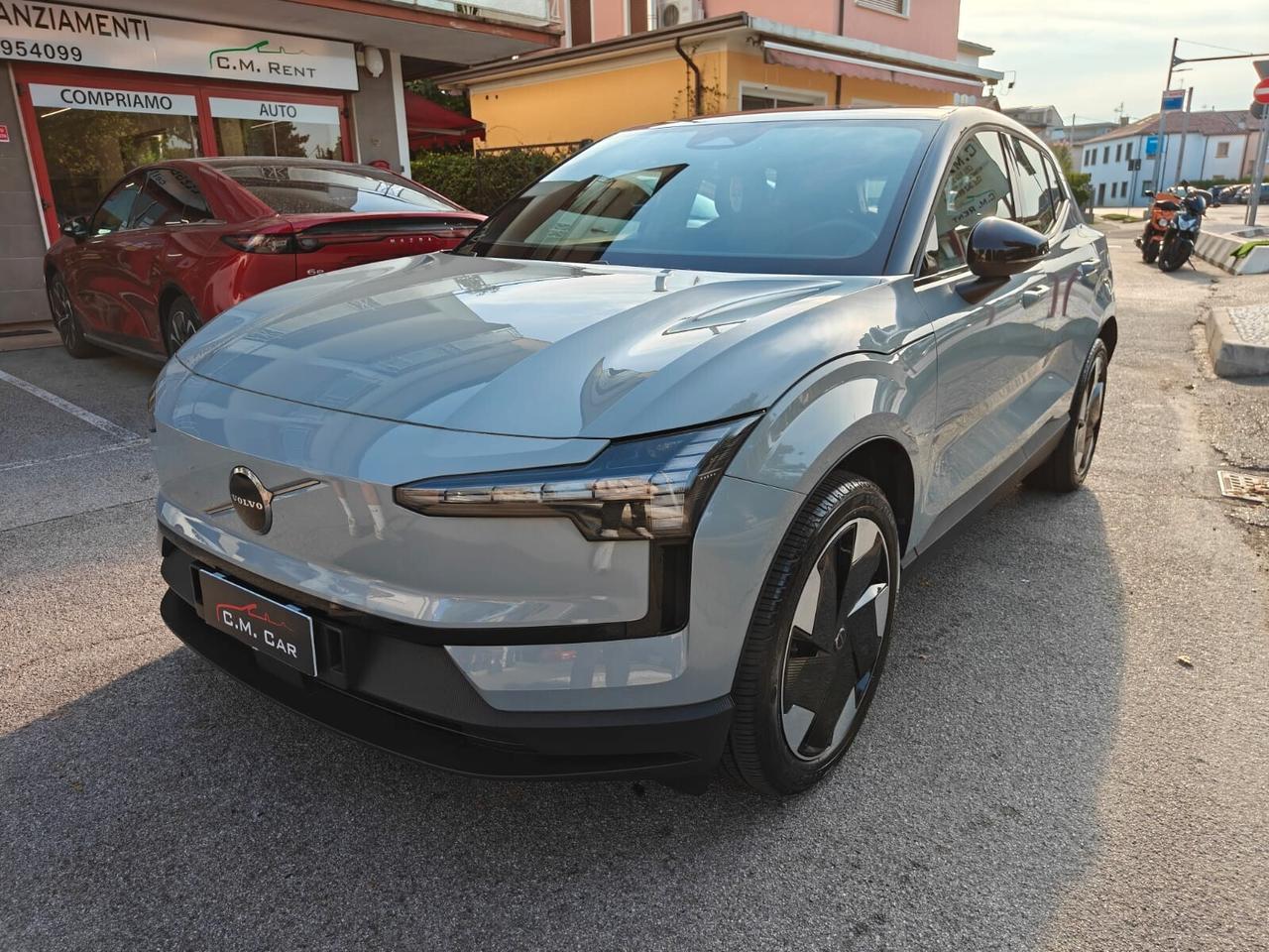 VolvoEX30 single motor Extended Range Plus rwd