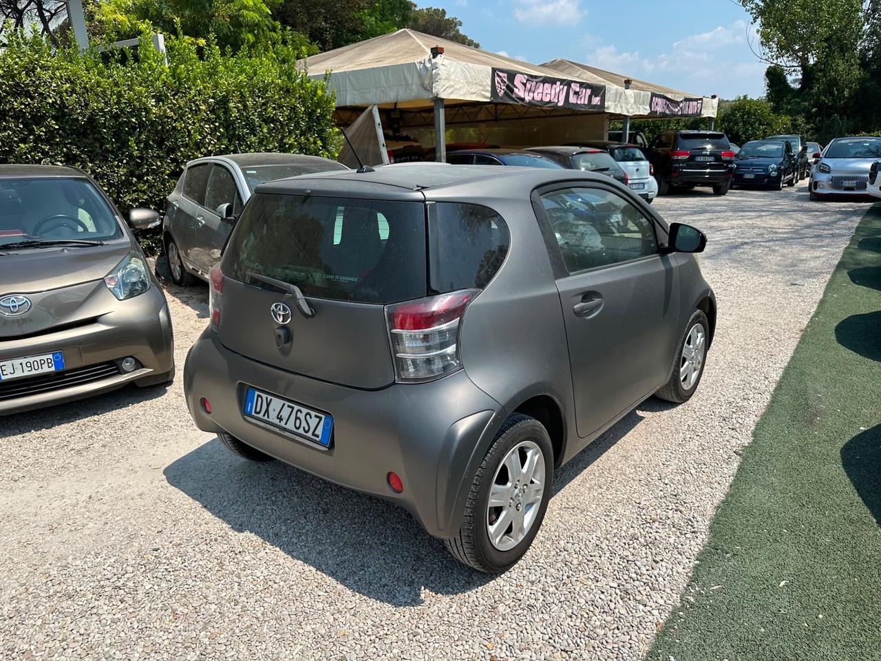 Toyota iQ 1.0 Multidrive versione lancio