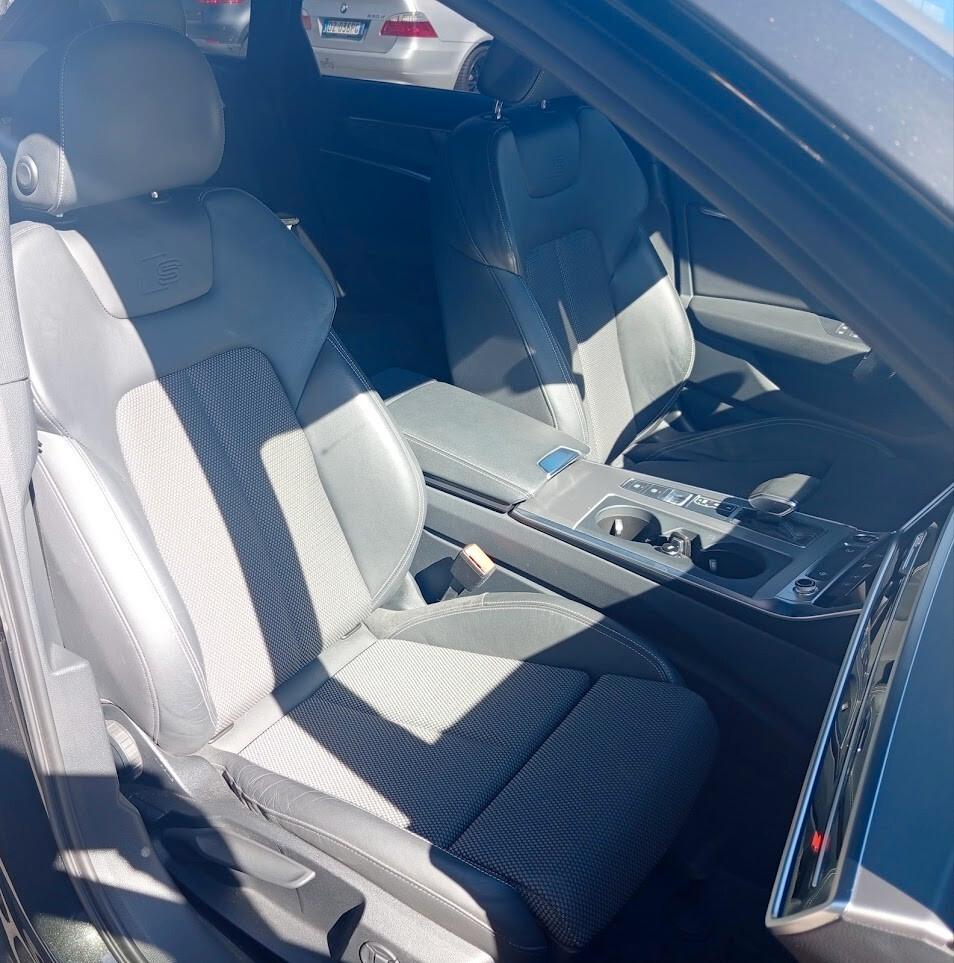 Audi A6 Avant 40 2.0 TDI 204cv S tronic S Line Tetto-Pelle-Navi-Full Led-R19"