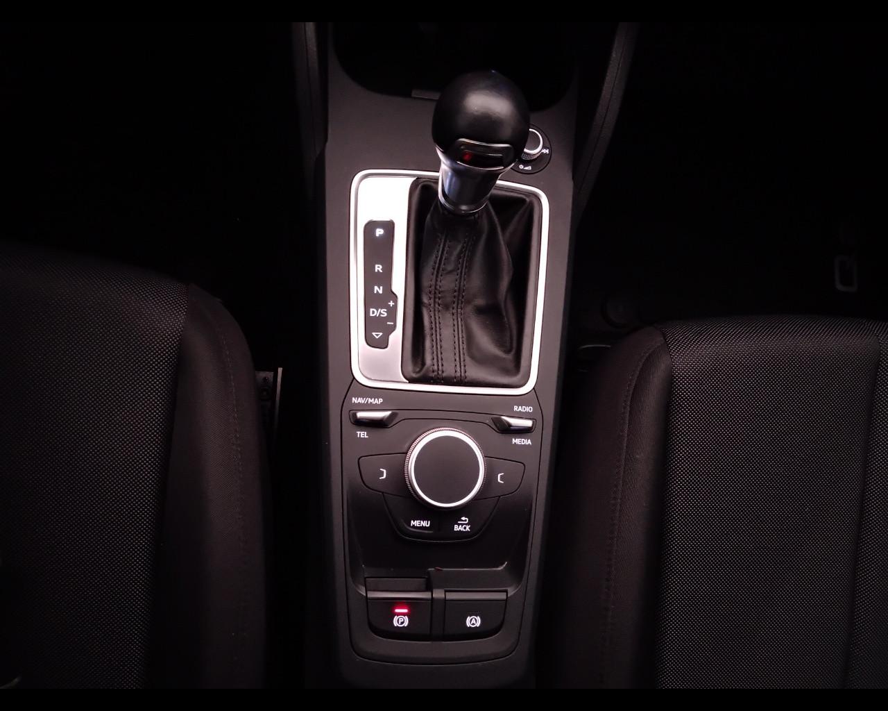 AUDI Q2 I 2017 - Q2 35 1.5 tfsi Business Design s-tronic