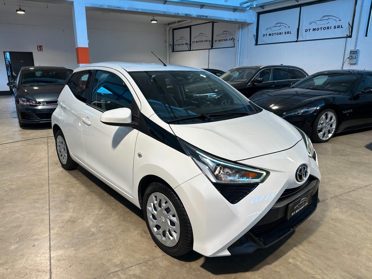 Toyota Aygo 1.0 VVT-i - RETROCAMERA NESSUN OBBLIGO!