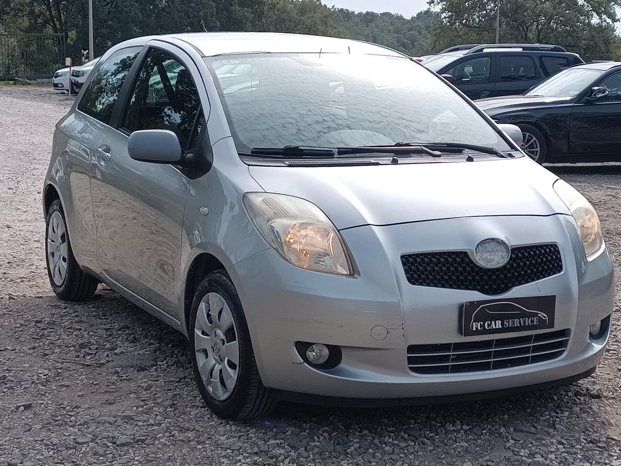 Toyota Yaris 1.0 3 porte