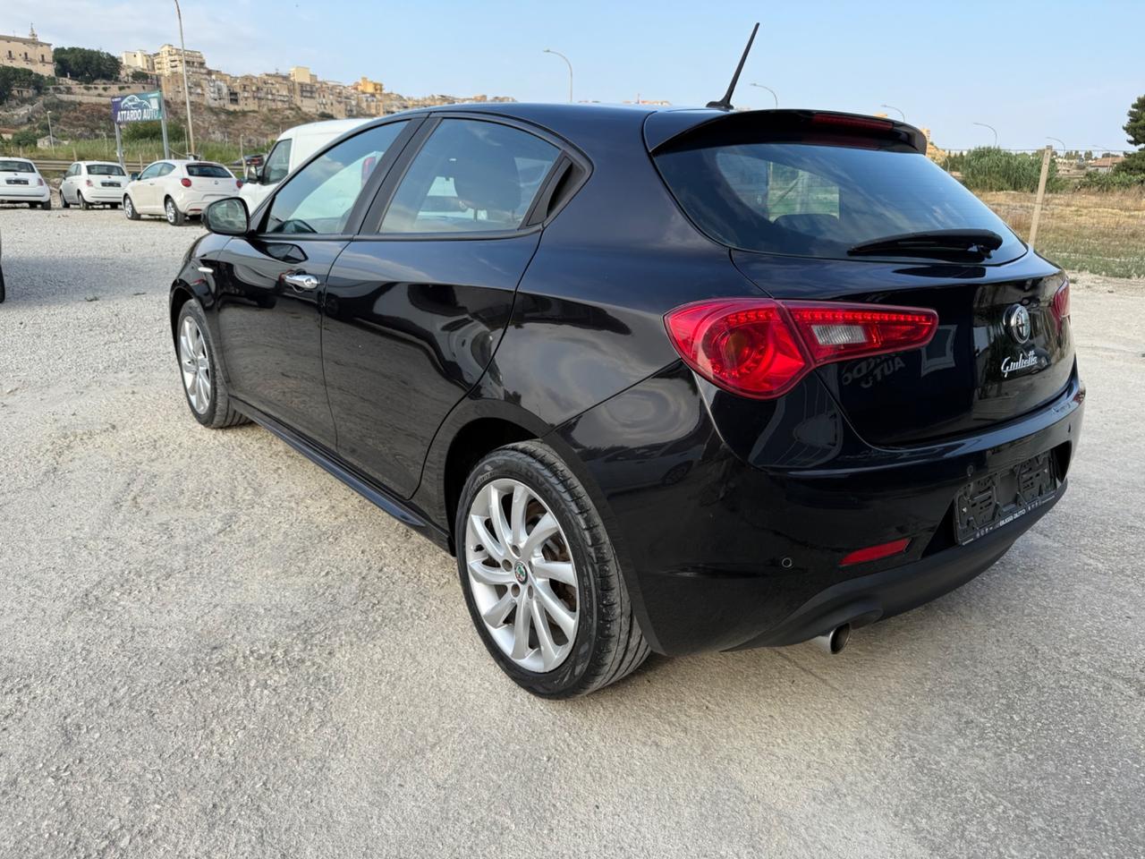 Alfa Romeo Giulietta 1.6 JTDm-2 105 CV Distinctive