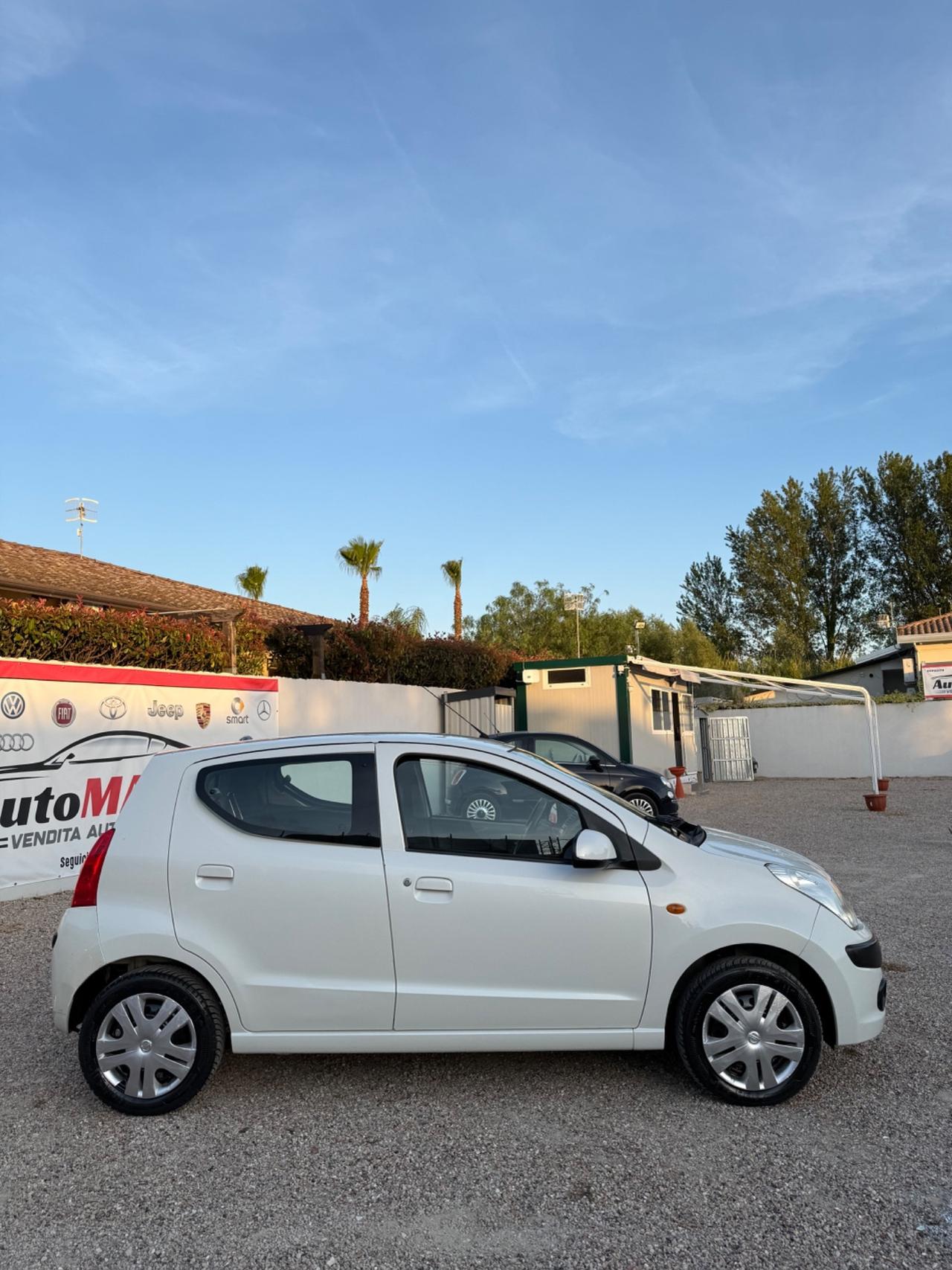 Nissan Pixo 1.0 5 porte Matic
