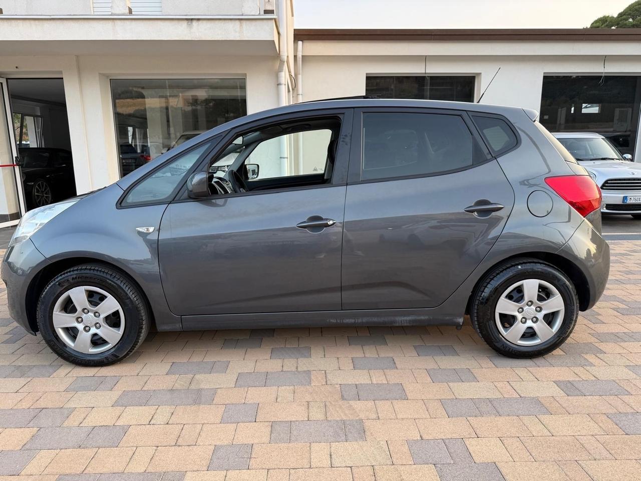 Kia Venga 1.4 CVVT Active TETTO APRIBILE