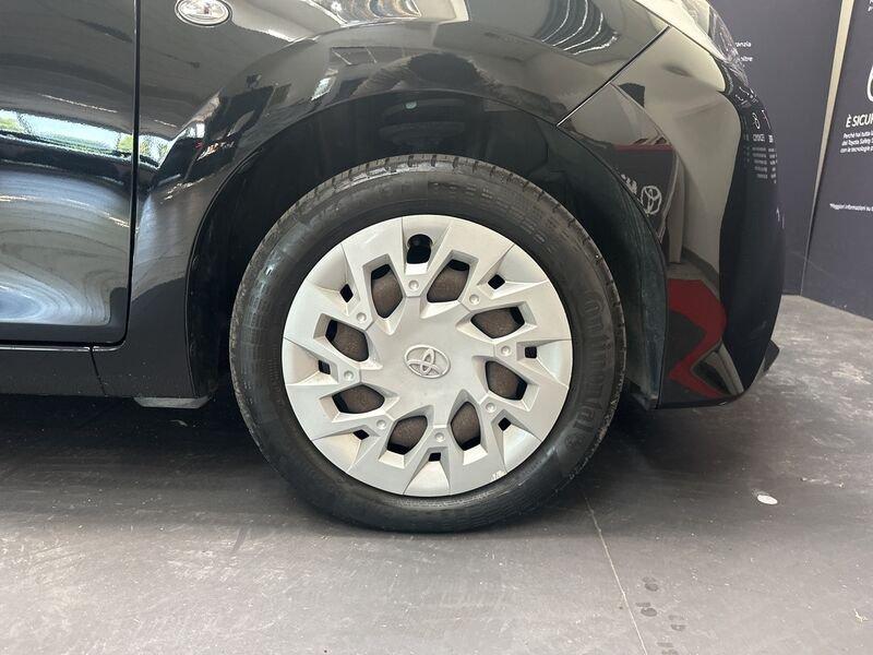 Toyota Aygo Aygo Connect 1.0 VVT-i 72 CV 5 porte x-play
