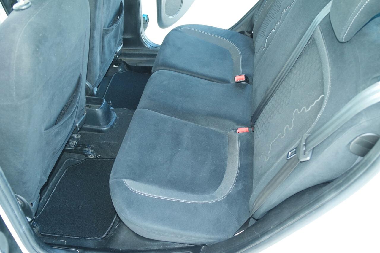 Fiat Punto 1.4 Natural Power 5P. Lounge