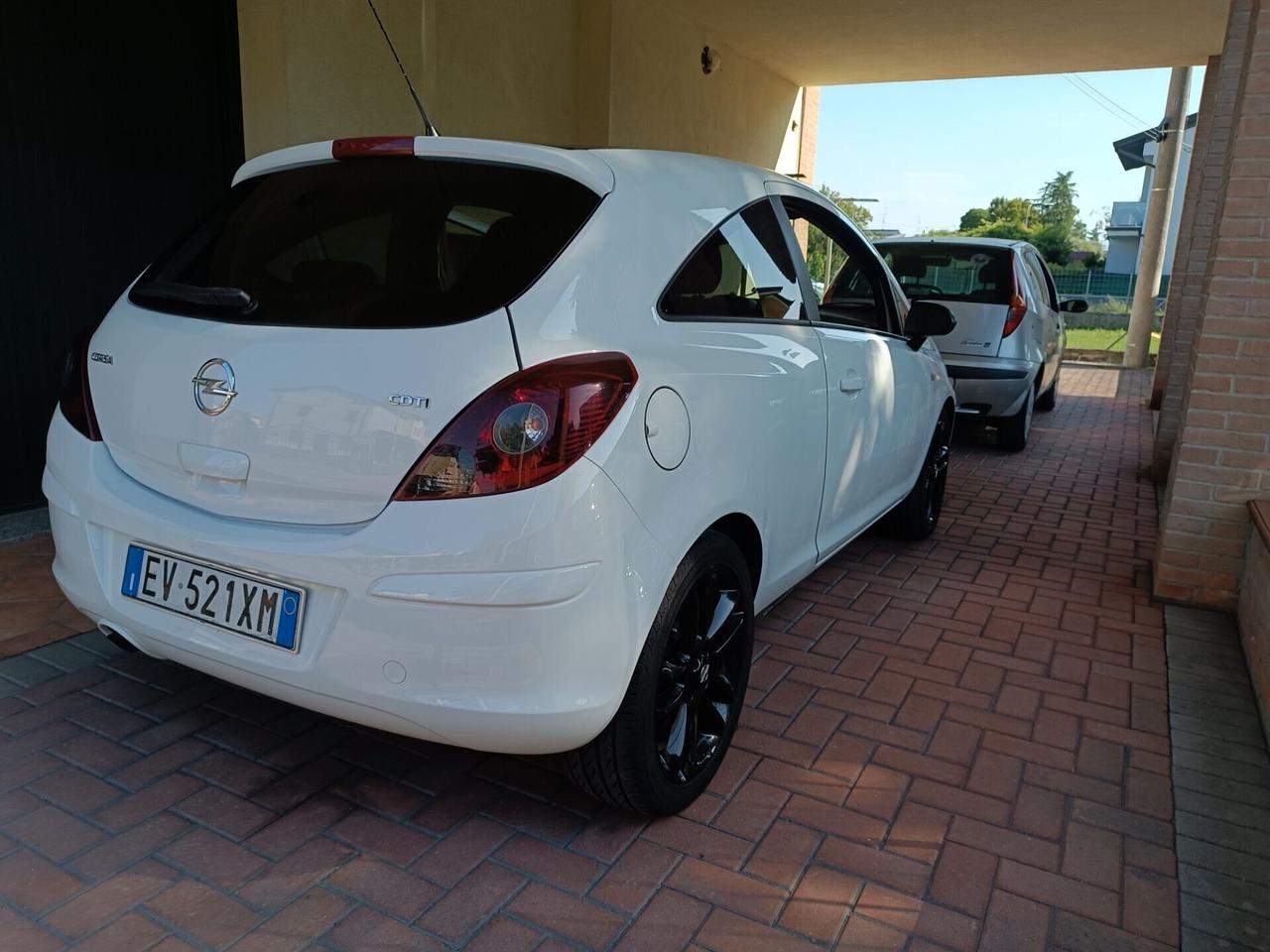 Opel Corsa 1.3 CDTI 95CV F.AP. 3 porte b-color