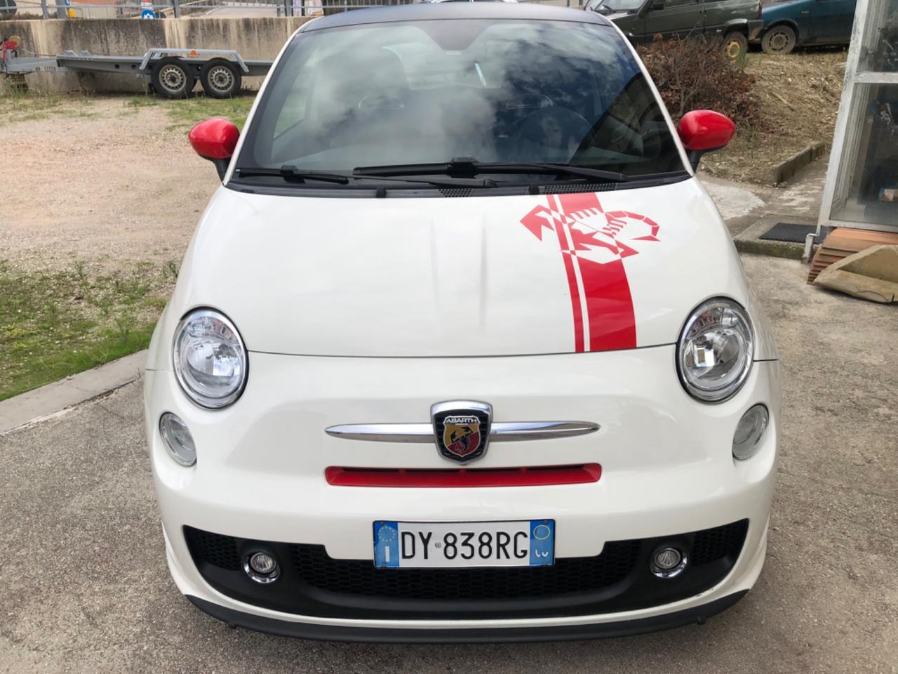 Abarth 500 1.4 Turbo T-Jet Esseesse