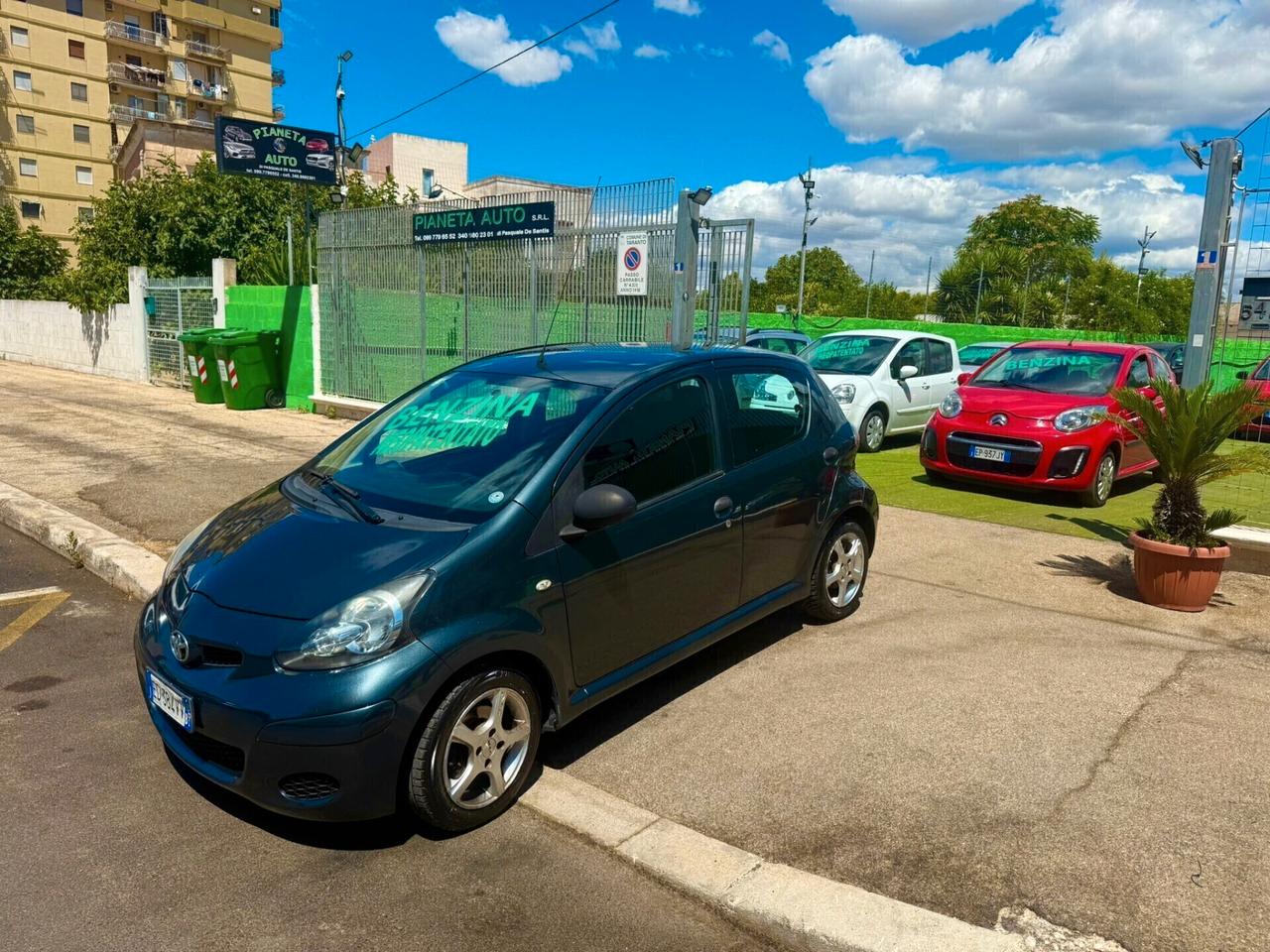 Toyota Aygo 1.0 12V VVT-i 5 porte Now - Anno 2011 -