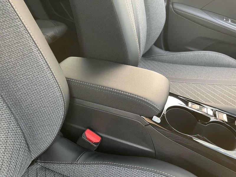 Peugeot 2008 PureTech 130 S&S EAT8 Allure - NUOVA