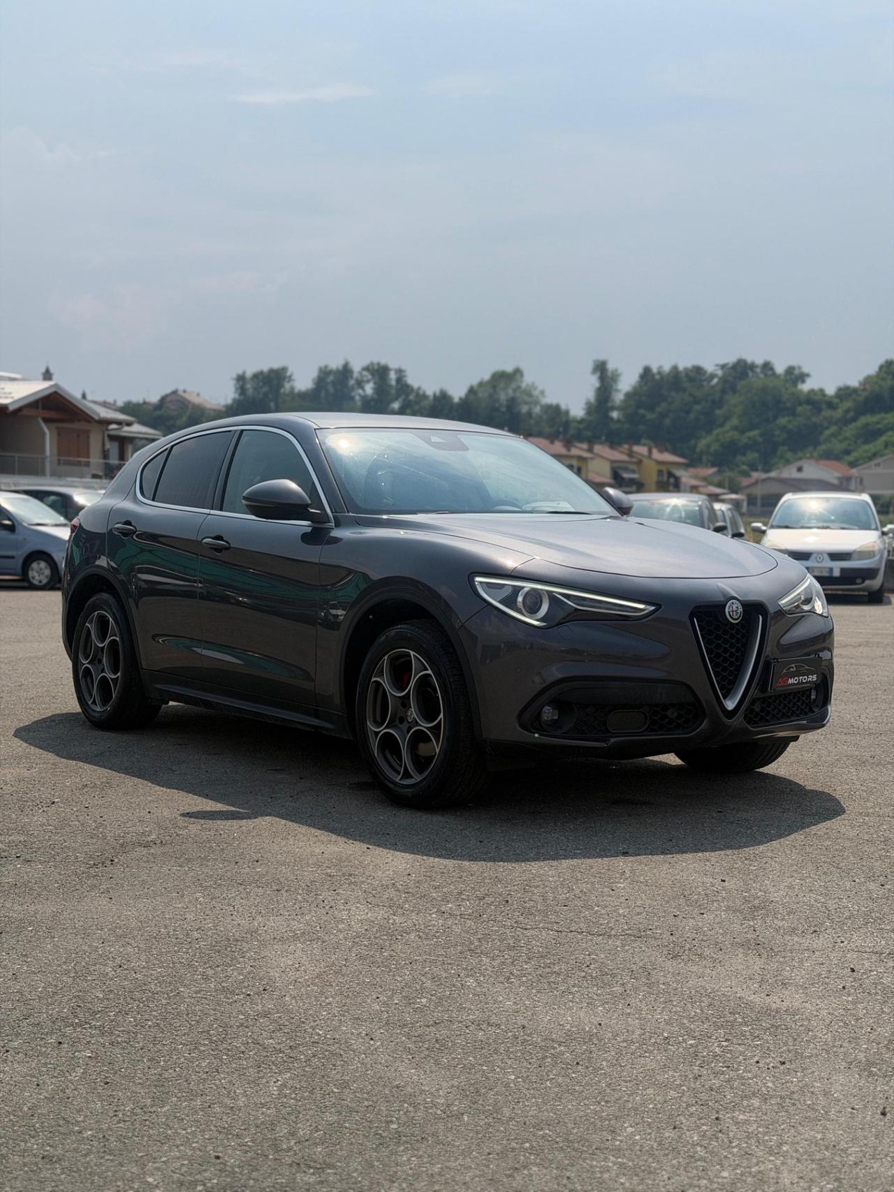 Alfa Romeo Stelvio 2.2 Turbodiesel 210 CV AT8 Q4 Super