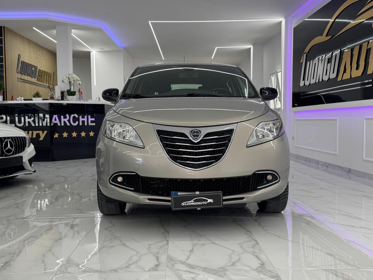 Lancia Ypsilon 0.9 TwinAir 85 CV Metano Ecochic Gold