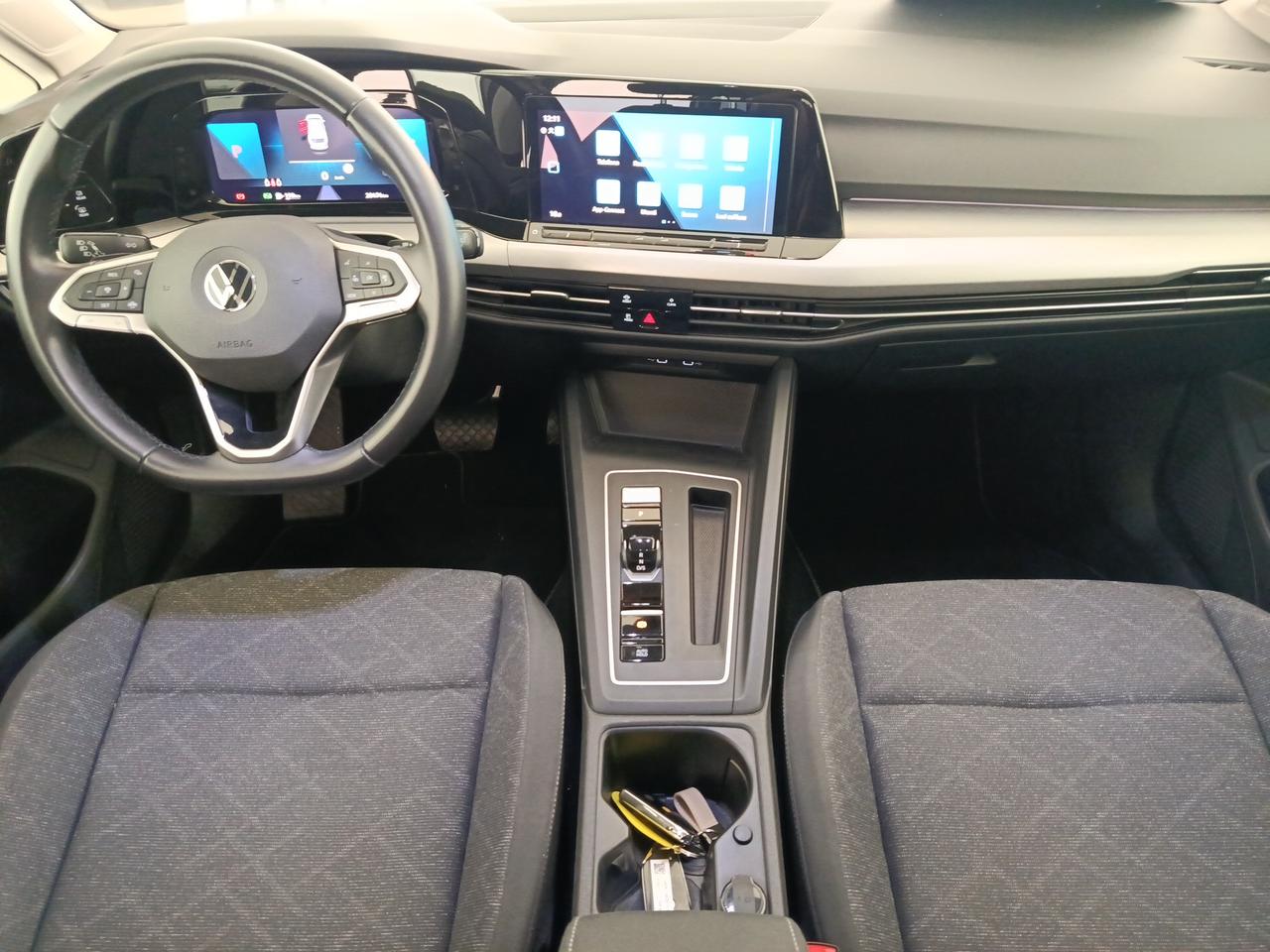 VOLKSWAGEN Golf 8ª serie - Golf Variant 1.0 eTSI EVO DSG Life