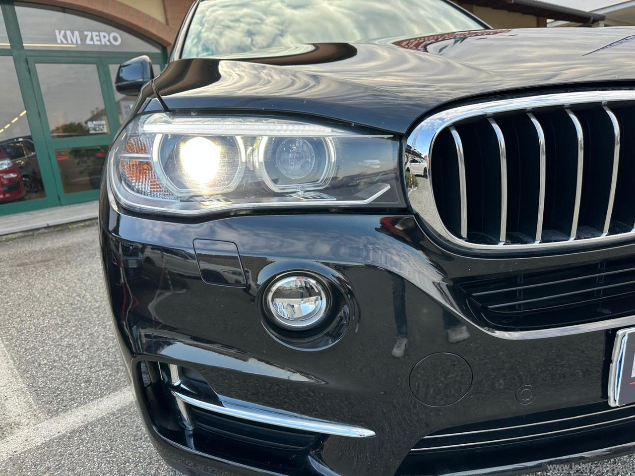 BMW X5 xDrive30d 258CV Luxury *PROMO*