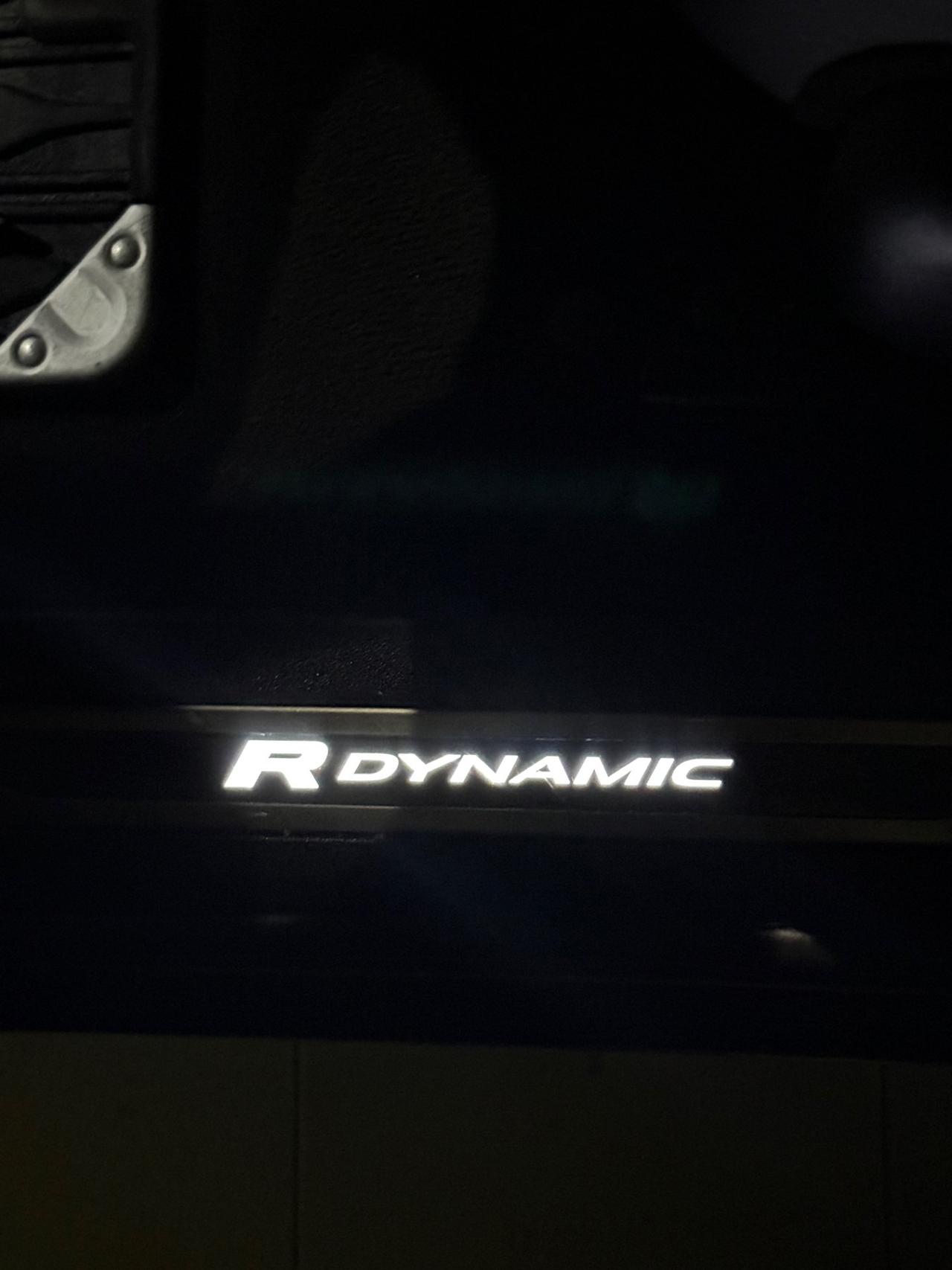 Range rover evoque 2.0 MHEV 200CV R-DYNAMIC