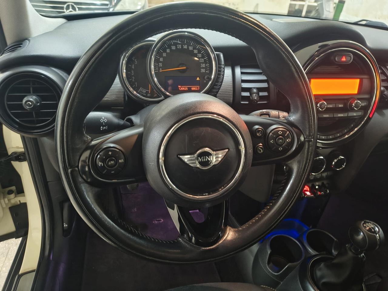 Mini 1.5 Cooper D - KM120000
