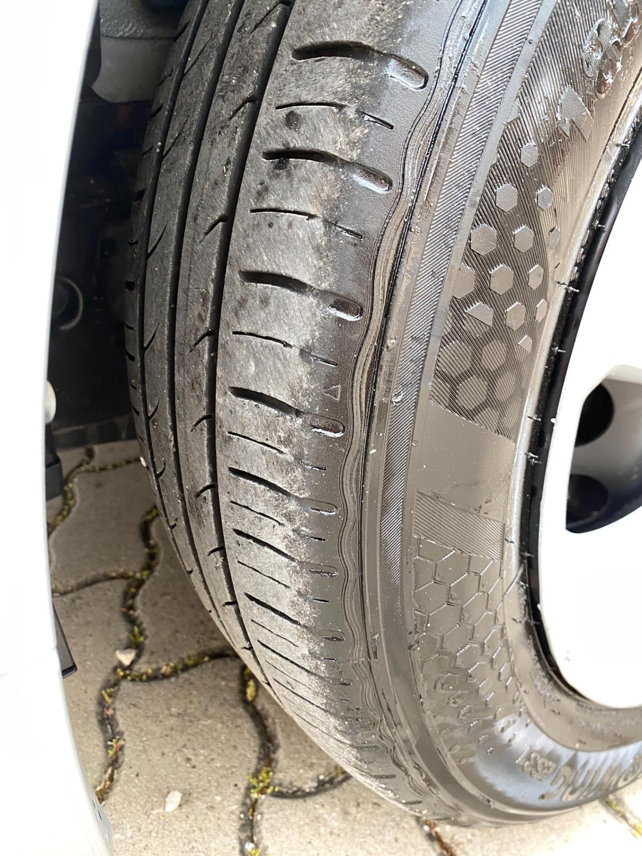 Dacia Sandero Streetway 1.0 TCe 100 CV ECO-G Comfort---KM CETIFICATI DACIA---