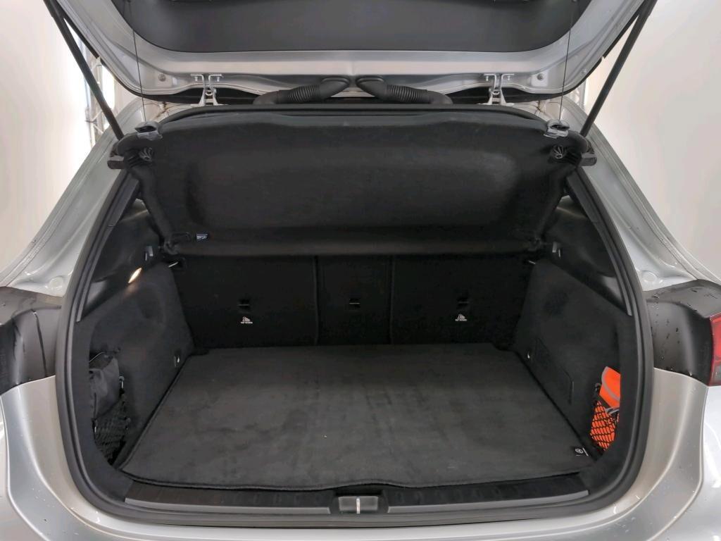 MERCEDES-BENZ GLA 200D 150CV AUTOMATIC BUSINESS LINE ( FARI LED - CRUISE - PELLE - NAVI PREMIUM - PARK ASSIST - TELECAMERA POST. )