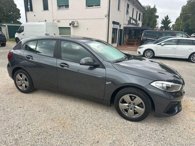 BMW 118 i 5p. Business Advantage