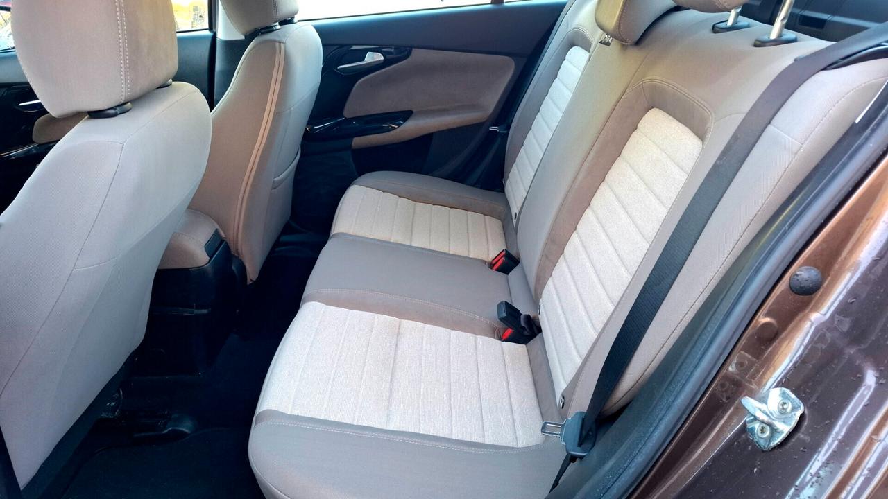 FIAT Tipo berlina mjet