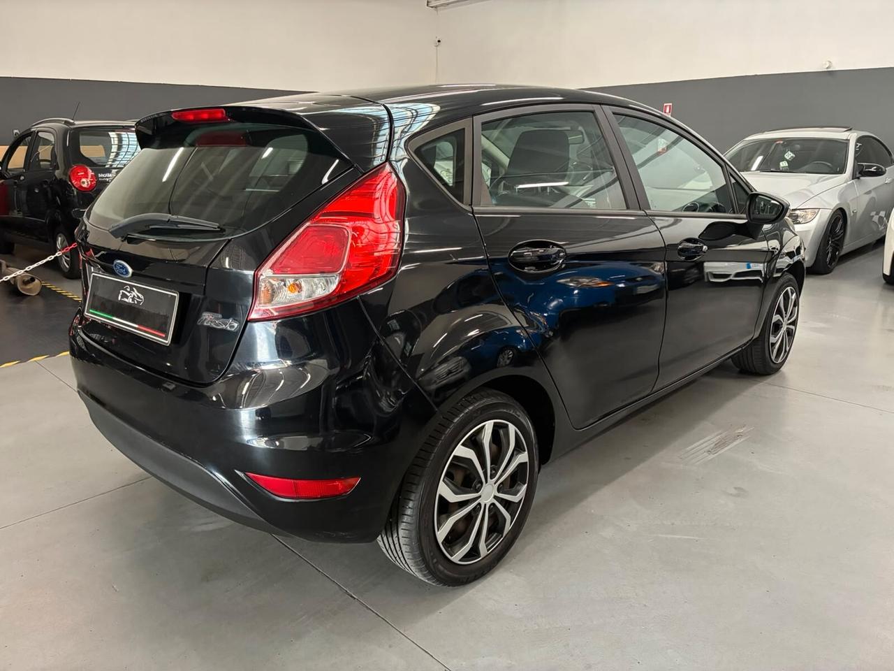 Ford Fiesta 1.2 60CV 5 porte Black & White Edition