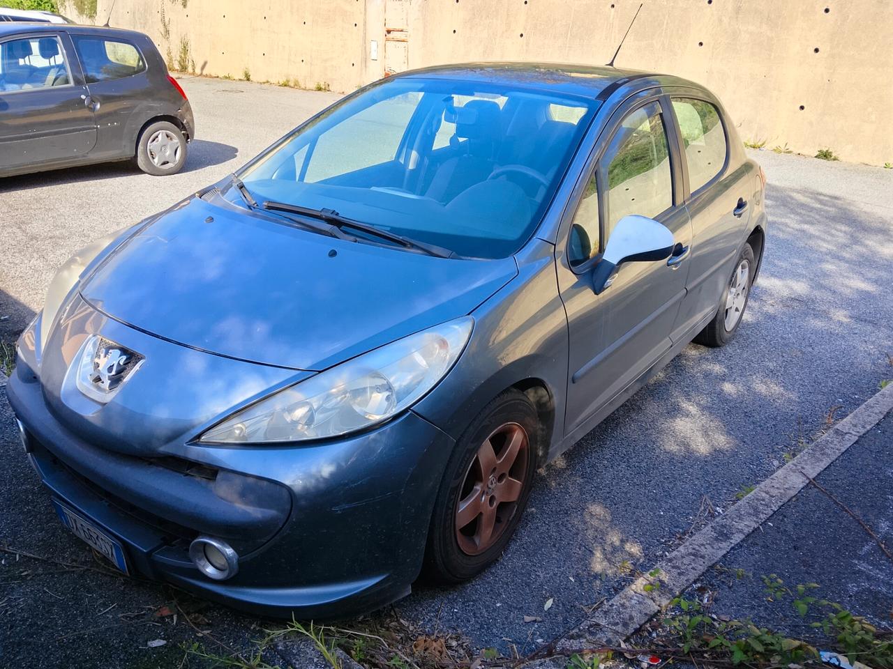 Peugeot 207 1.4 8V 75CV 5p. X Line ECO GPL