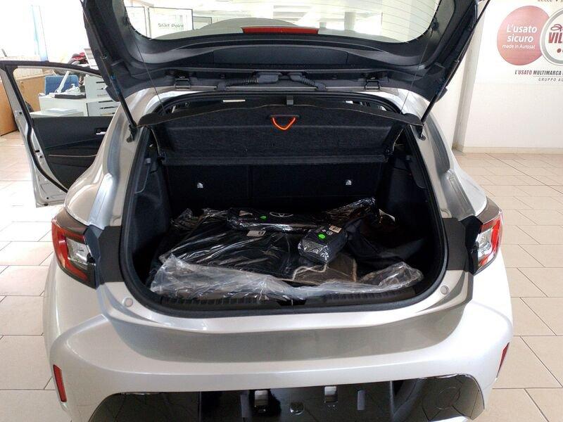 Toyota Corolla 3P - 5P - SW 1.8H HB ACTIVE MY23