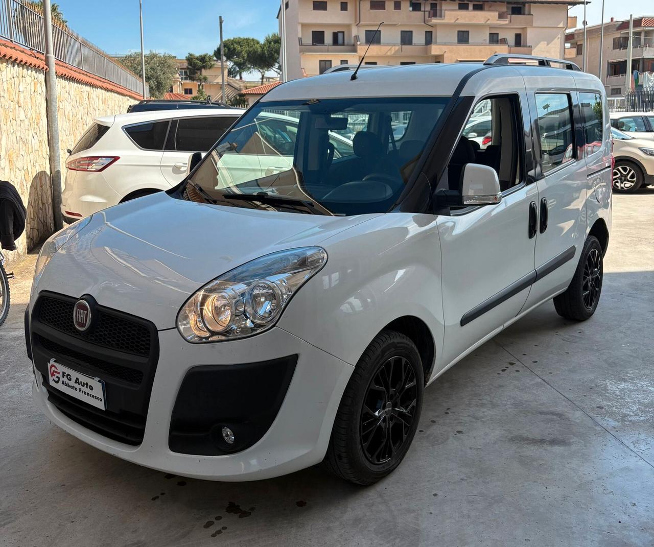Fiat Doblò 1.6 MJT 16V 90CV Dualogic Emotion AUTOMATICO