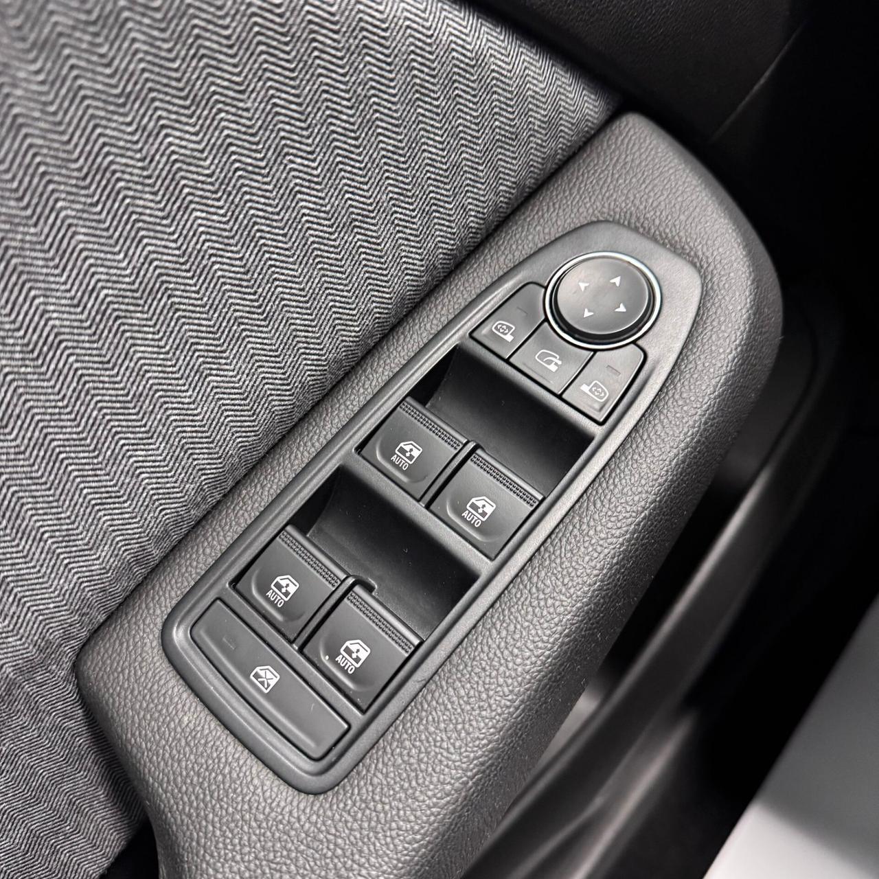 Renault Clio TCe 90 CV 5 porte Techno