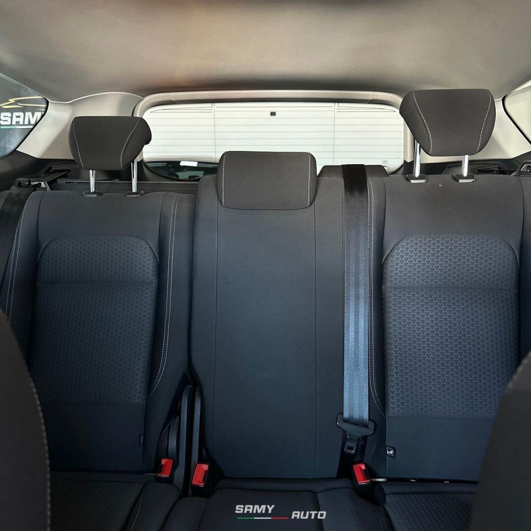 Ford Kuga 1.5 TDCI 120 CV S&S 2WD ST-Line Business