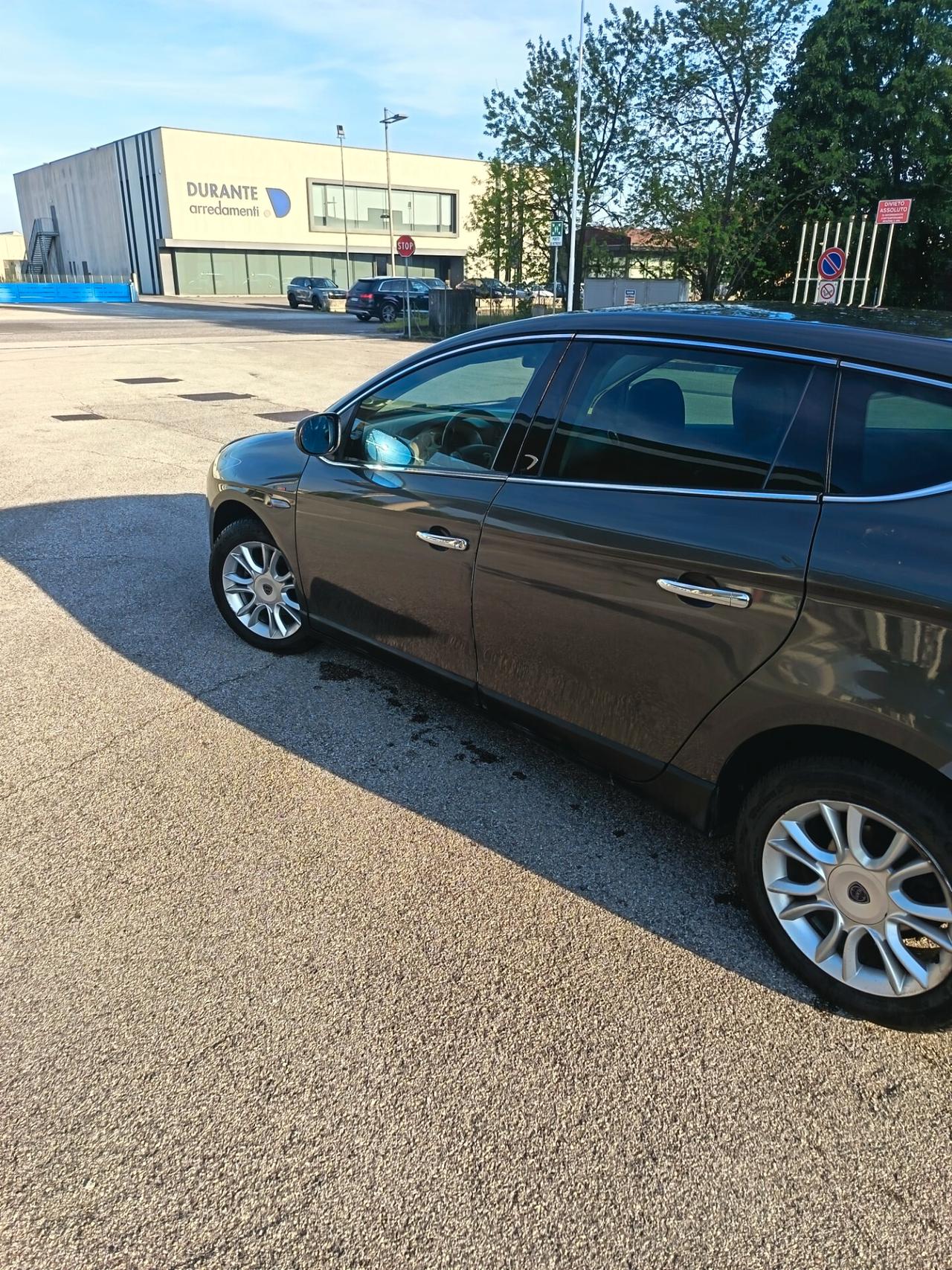 Lancia Delta 1.4 T-Jet 150 CV Argento