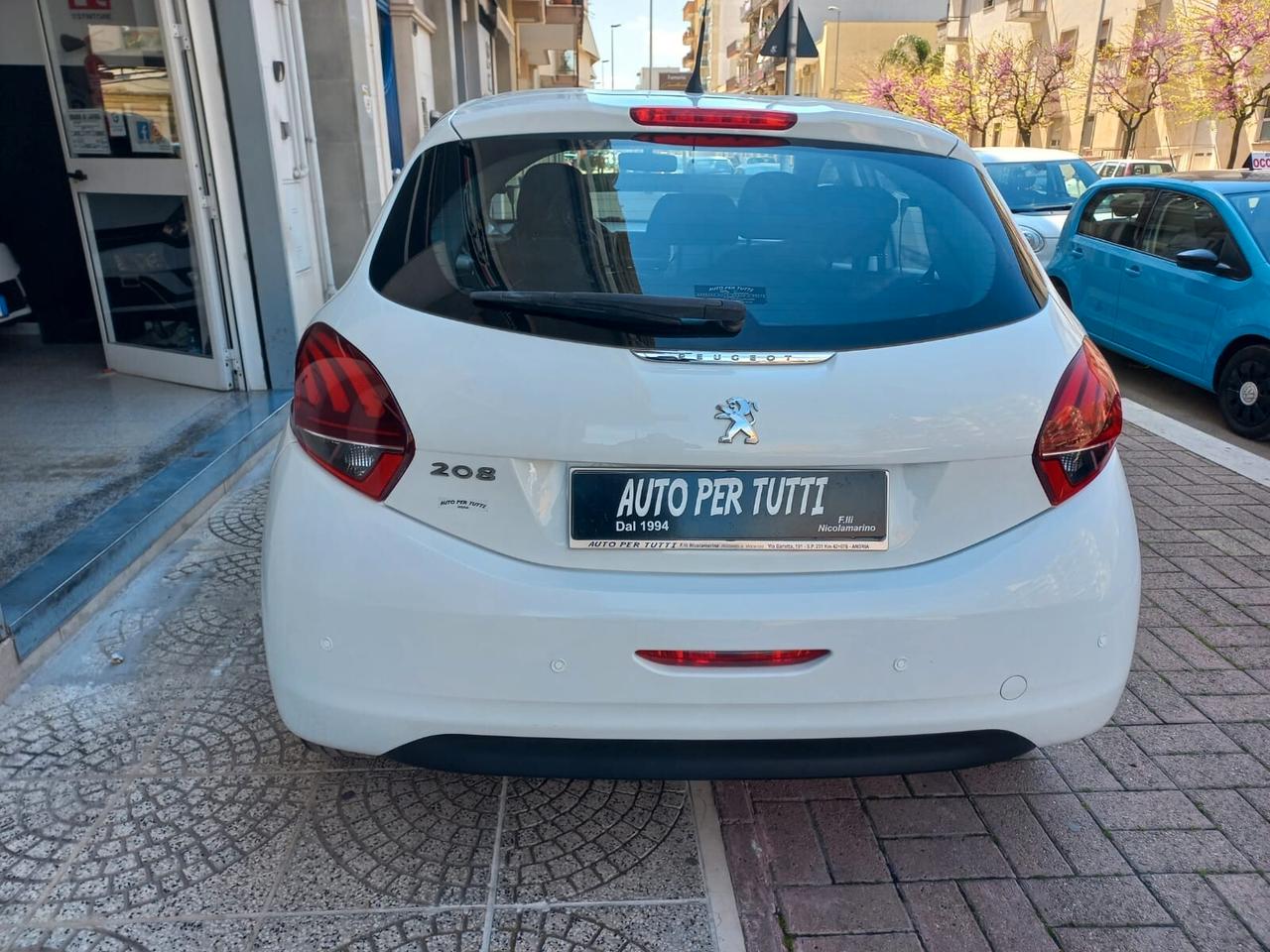 Peugeot 208 BlueHDi 5 porte Active-2018