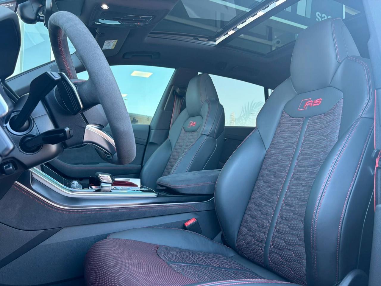 Audi Q8 RS TFSI V8 quattro tiptronic Performance