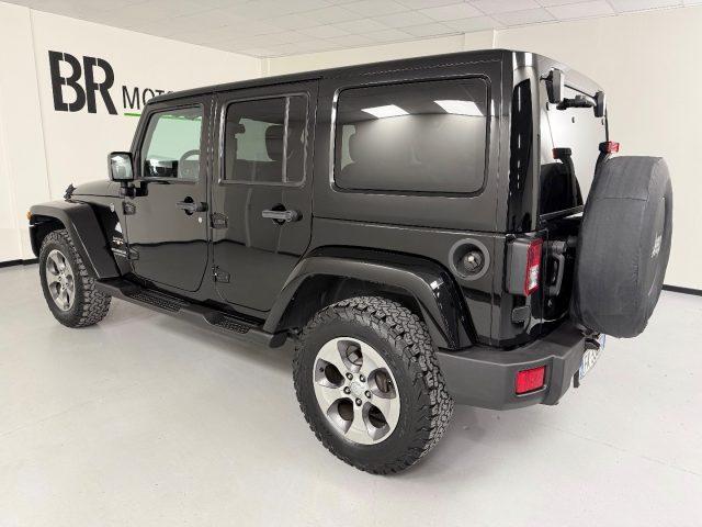 JEEP Wrangler Unlimited 2.8 CRD DPF Sahara Auto E6