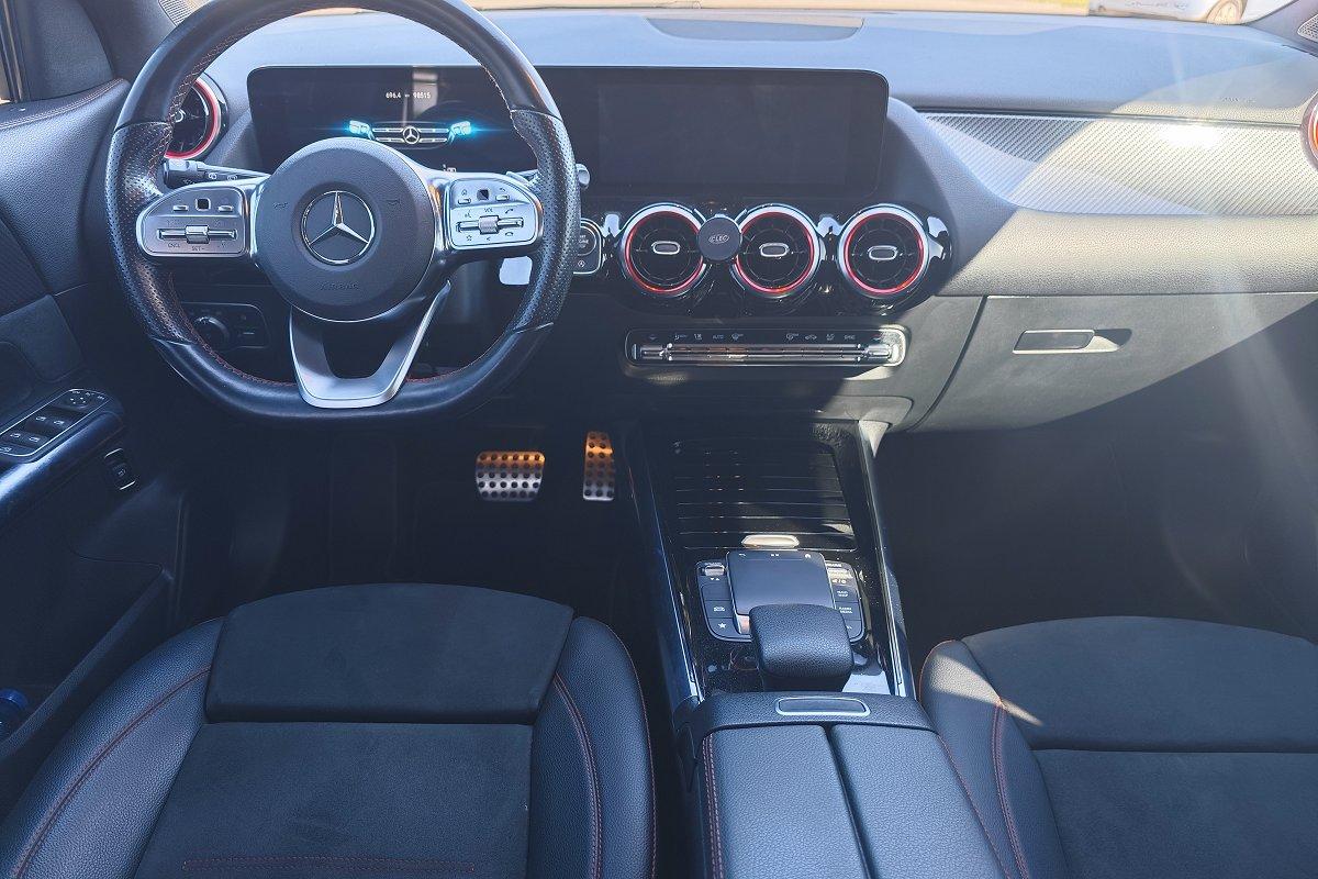 MERCEDES GLA 200 d Automatic 4Matic Premium