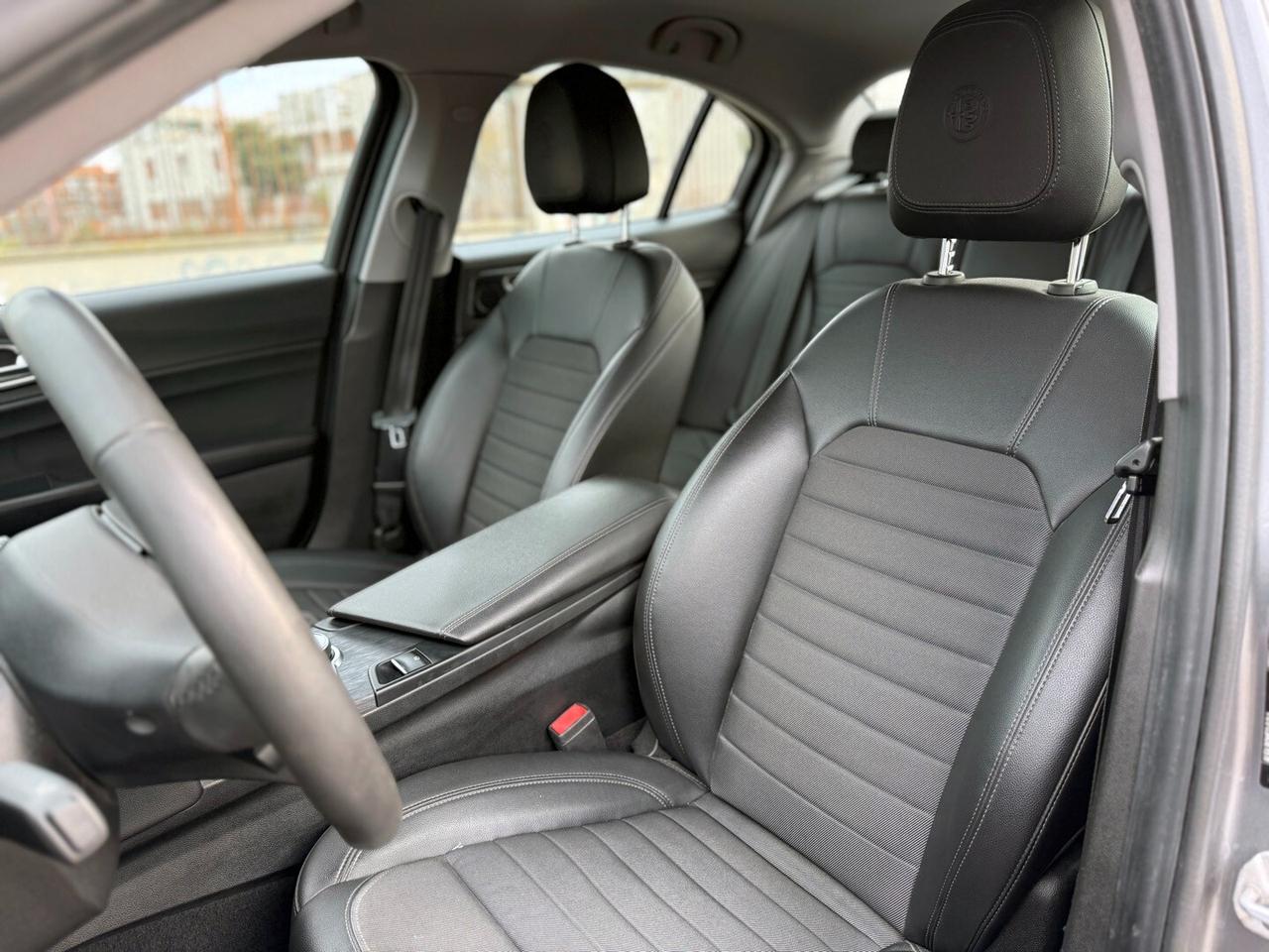 Alfa Romeo Giulia 2.2 Turbodiesel 160 CV AT8 Super