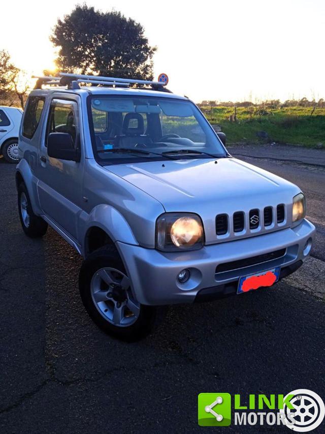 SUZUKI Jimny 1.3i 16V cat 4WD JLX