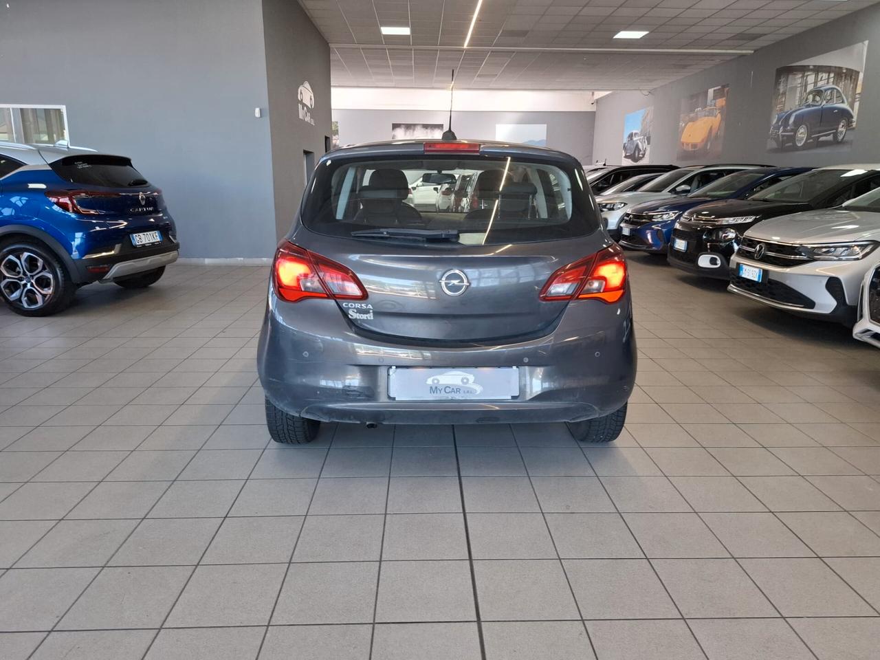 Opel Corsa Benz/Gpl Manuale