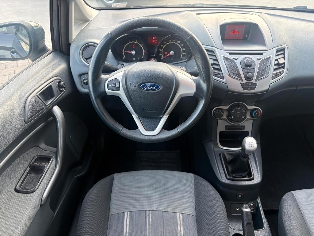 Ford Fiesta 1.4 5 porte Bz.- GPL Titanium