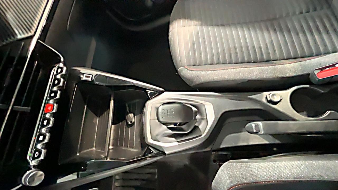 Peugeot 208 PureTech 75 Stop&Start 5 porte Arr.007