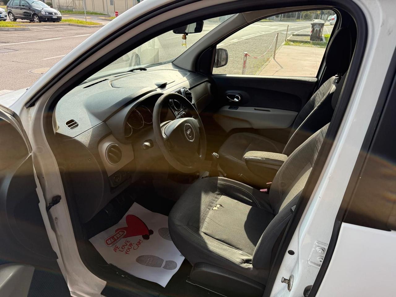 Dacia Lodgy 1.6 8V 85CV 5 posti Lauréate