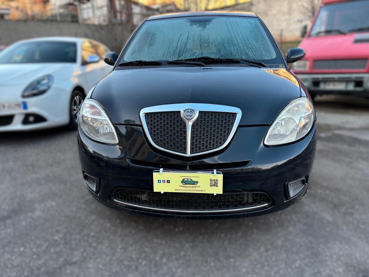 Lancia Ypsilon 1.2 Platino