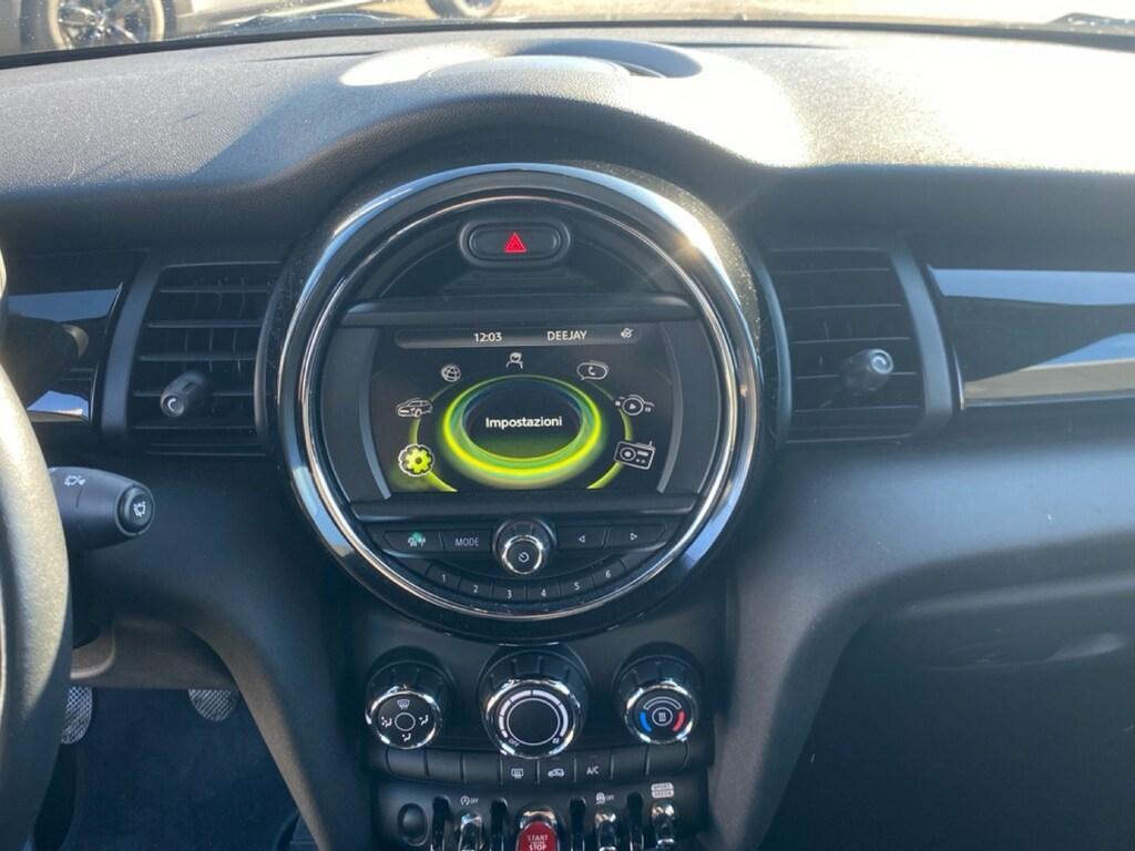 Mini Cooper D Cabrio 1.5 Cooper D